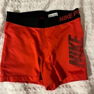 Red Nike pros